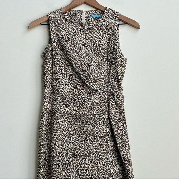 J. McLaughlin Anne Dress Tan Micro Animal Print Sheath Sleeveless Size 2 - Picture 4 of 12